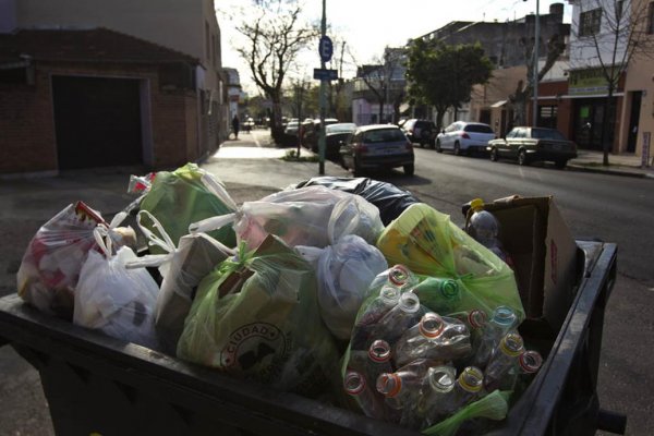 La Nación 2017 - Cómo un cartero chino ayudó a mejorar la recolección de basura en Morón